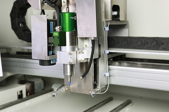 Genitec Vision-a facilité le séparateur automatique de carte PCB pour les trous GAM320AL de timbre